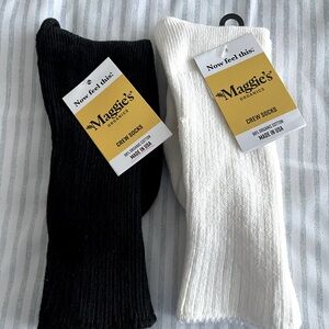 Maggie’s Organics crew socks